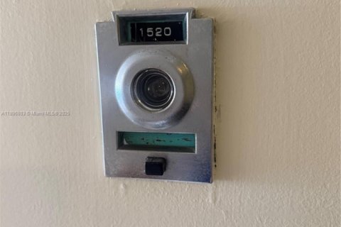 Купить кондоминиум в Санни-Айлс-Бич, Флорида 1 спальня, 93.37м2, № 2014397 - фото 3