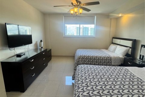 Купить кондоминиум в Санни-Айлс-Бич, Флорида 1 спальня, 93.37м2, № 2014397 - фото 11