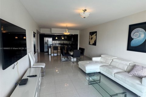 Купить кондоминиум в Санни-Айлс-Бич, Флорида 1 спальня, 93.37м2, № 2014397 - фото 12