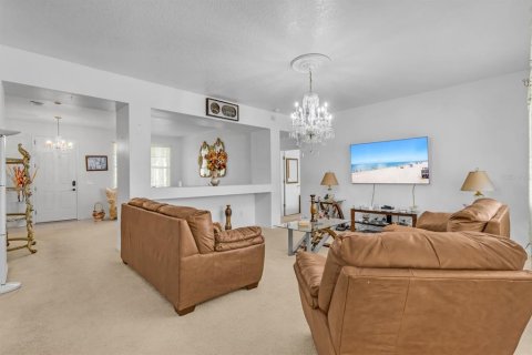 Casa en venta en Orlando, Florida, 3 dormitorios, 192.03 m2 № 1903843 - foto 14