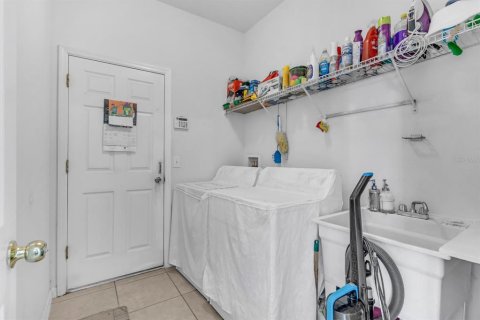 Casa en venta en Orlando, Florida, 3 dormitorios, 192.03 m2 № 1903843 - foto 24