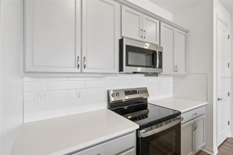 Adosado en venta en San Antonio, Florida, 3 dormitorios, 166.11 m2 № 2119847 - foto 4