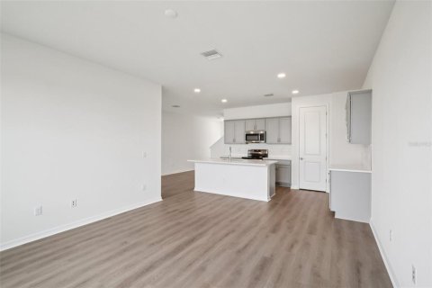 Adosado en venta en San Antonio, Florida, 3 dormitorios, 166.11 m2 № 2119847 - foto 6