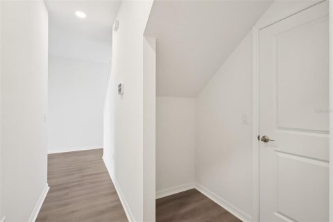 Adosado en venta en San Antonio, Florida, 3 dormitorios, 166.11 m2 № 2119847 - foto 15