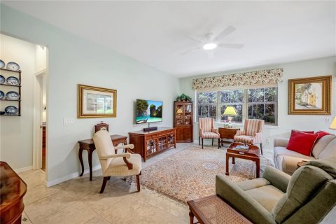 House in Ocala, Florida 2 bedrooms, 156.73 sq.m. № 2239694 - photo 17