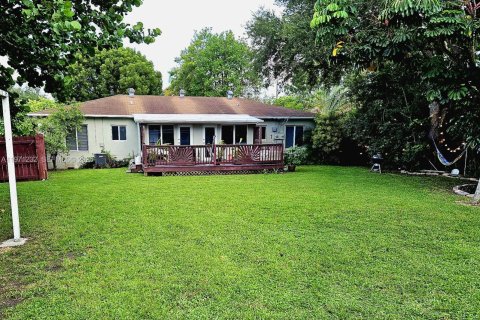 Immobilier commercial à vendre à Miami, Floride: 265.7 m2 № 2051535 - photo 26