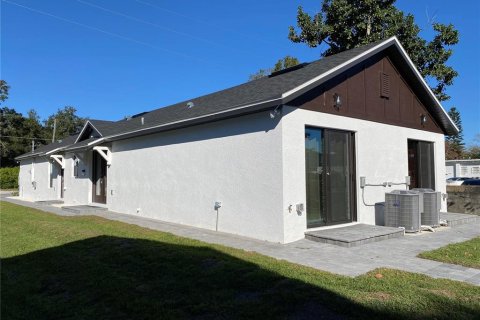 Propiedad comercial en venta en Orlando, Florida, 2 dormitorios, 178.37 m2 № 1918372 - foto 3