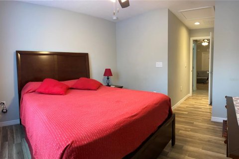 Propiedad comercial en venta en Orlando, Florida, 2 dormitorios, 178.37 m2 № 1918372 - foto 16