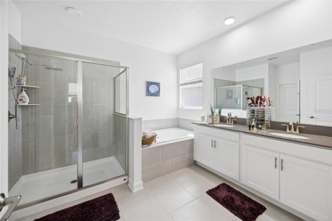Casa en venta en Kissimmee, Florida, 4 dormitorios, 199.83 m2 № 2216108 - foto 14
