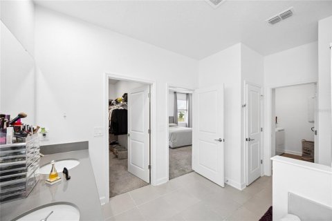 Casa en venta en Kissimmee, Florida, 4 dormitorios, 199.83 m2 № 2216108 - foto 15