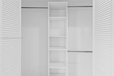 Купить виллу или дом в Лихай-Эйкерс, Флорида 3 спальни, 145.11м2, № 1954760 - фото 23