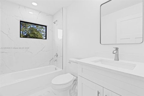 Купить виллу или дом в Лихай-Эйкерс, Флорида 3 спальни, 145.11м2, № 1954760 - фото 22