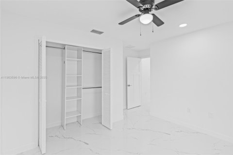 Купить виллу или дом в Лихай-Эйкерс, Флорида 3 спальни, 145.11м2, № 1954760 - фото 20