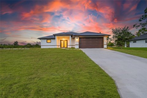 Купить виллу или дом в Лихай-Эйкерс, Флорида 3 спальни, 145.11м2, № 1954760 - фото 8