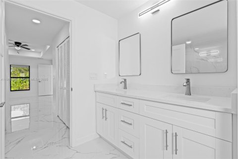 Купить виллу или дом в Лихай-Эйкерс, Флорида 3 спальни, 145.11м2, № 1954760 - фото 27