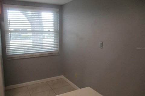Copropriété à louer à Sun City Center, Floride: 2 chambres, 92.9 m2 № 2093205 - photo 8