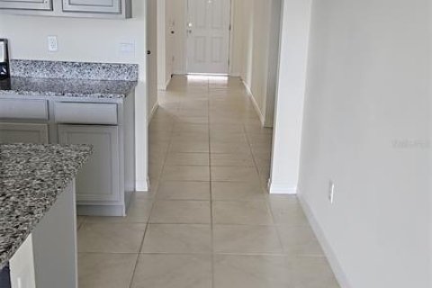House in Zellwood, Florida 4 bedrooms, 169.83 sq.m. № 1687082 - photo 8