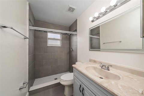 Casa en venta en Kissimmee, Florida, 3 dormitorios, 127.74 m2 № 2383853 - foto 16
