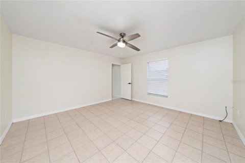 Casa en venta en Kissimmee, Florida, 3 dormitorios, 127.74 m2 № 2383853 - foto 10