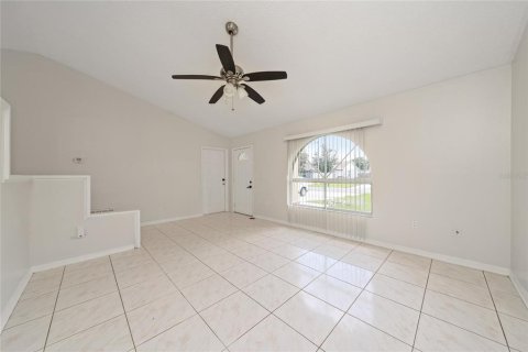 Casa en venta en Kissimmee, Florida, 3 dormitorios, 127.74 m2 № 2383853 - foto 4