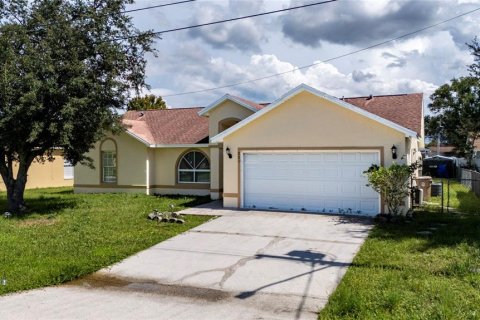 Casa en Kissimmee, Florida 3 dormitorios, 127.74 m2 № 2383853