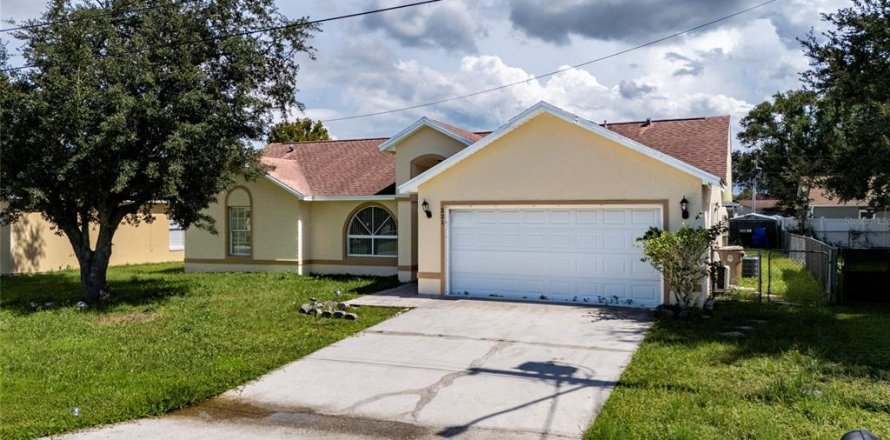 Casa en Kissimmee, Florida 3 dormitorios, 127.74 m2 № 2383853