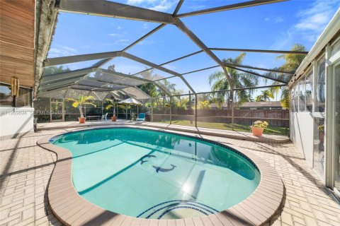 Casa en venta en Palmetto Bay, Florida, 3 dormitorios, 204.76 m2 № 2031907 - foto 28