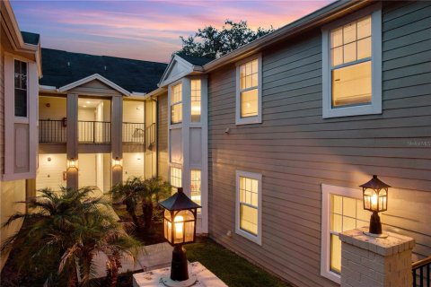 Condo in Longwood, Florida, 2 bedrooms № 2150260