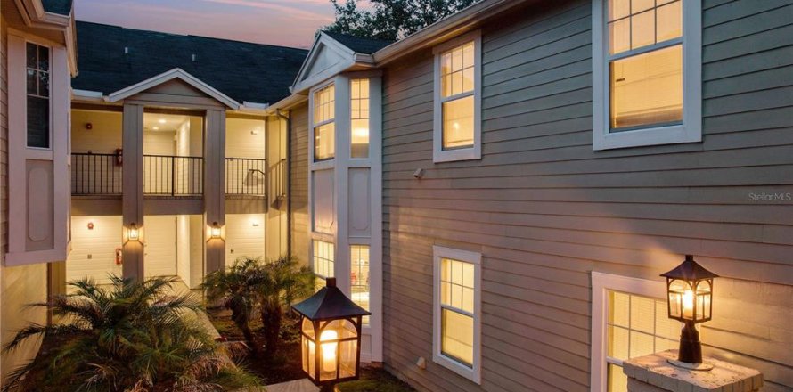 Condo in Longwood, Florida, 2 bedrooms № 2150260