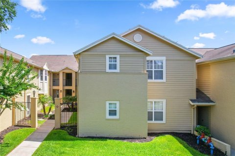 Condo in Longwood, Florida, 2 bedrooms № 2150260 - photo 4