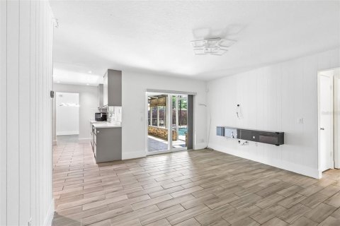 House in Orlando, Florida 3 bedrooms, 152.17 sq.m. № 2093392 - photo 17