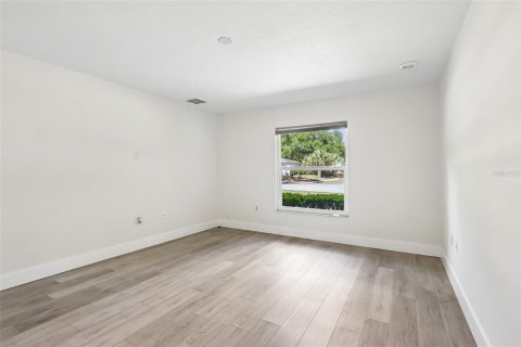 House in Orlando, Florida 3 bedrooms, 152.17 sq.m. № 2093392 - photo 23