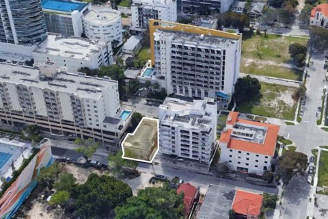 Купить коммерческую недвижимость в Майами, Флорида № 2020922 - фото 2