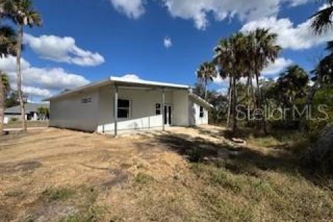 Villa ou maison à vendre à Port Charlotte, Floride: 3 chambres, 147.9 m2 № 2233161 - photo 4