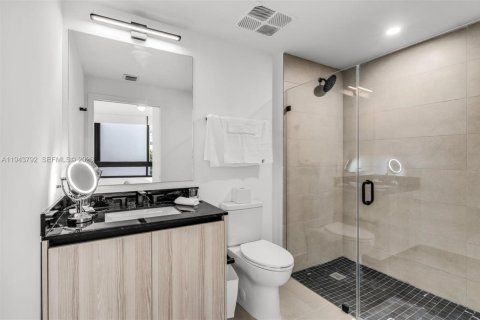 Copropriété à louer à Miami, Floride: 2 chambres № 2000594 - photo 22