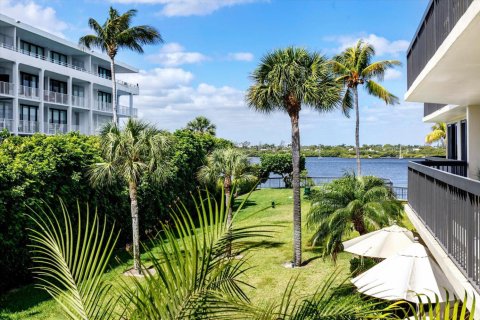 Condominio en venta en Palm Beach, Florida, 2 dormitorios, 165.37 m2 № 2147062 - foto 18