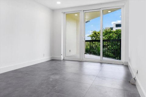 Condominio en venta en Palm Beach, Florida, 2 dormitorios, 165.37 m2 № 2147062 - foto 12