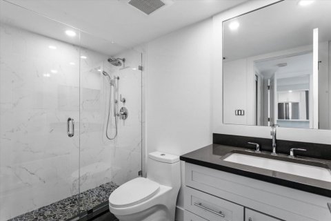 Condominio en venta en Palm Beach, Florida, 2 dormitorios, 165.37 m2 № 2147062 - foto 13