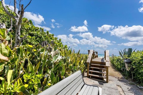 Condominio en venta en Palm Beach, Florida, 2 dormitorios, 165.37 m2 № 2147062 - foto 28