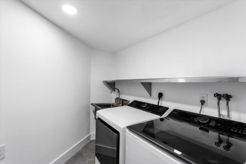 Condominio en venta en Palm Beach, Florida, 2 dormitorios, 165.37 m2 № 2147062 - foto 15