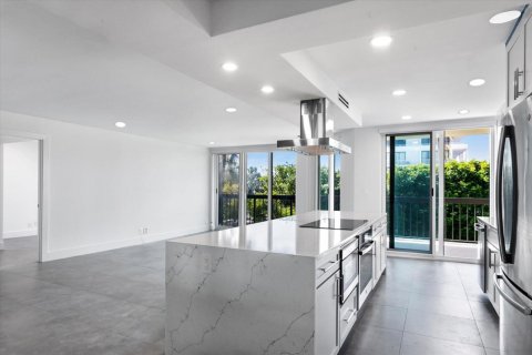 Condominio en venta en Palm Beach, Florida, 2 dormitorios, 165.37 m2 № 2147062 - foto 4