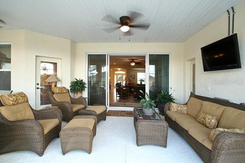 House in Clermont, Florida 3 bedrooms, 294.04 sq.m. № 2225637 - photo 25
