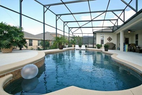 House in Clermont, Florida 3 bedrooms, 294.04 sq.m. № 2225637 - photo 23