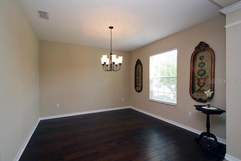 House in Clermont, Florida 3 bedrooms, 294.04 sq.m. № 2225637 - photo 14