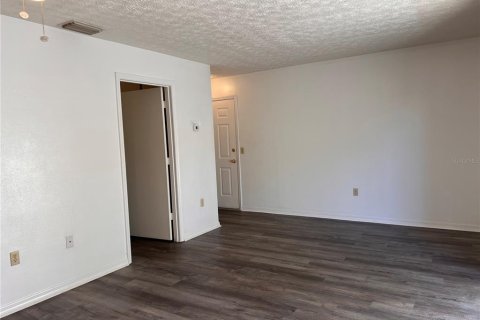 Купить коммерческую недвижимость в Спринг-Хилл, Флорида 1452.99м2, № 1733601 - фото 9