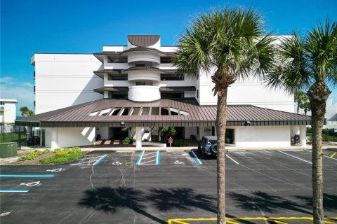 Condo à New Smyrna Beach, Floride, 2 chambres № 2413574