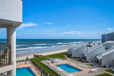 Copropriété à vendre à New Smyrna Beach, Floride: 2 chambres, 111.48 m2 № 2413574 - photo 2
