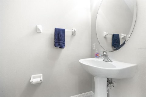Townhouse in Valrico, Florida 2 bedrooms, 106.09 sq.m. № 1883348 - photo 29