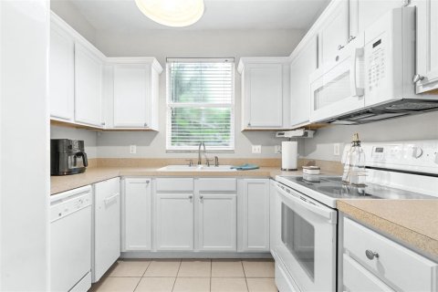 Townhouse in Valrico, Florida 2 bedrooms, 106.09 sq.m. № 1883348 - photo 24