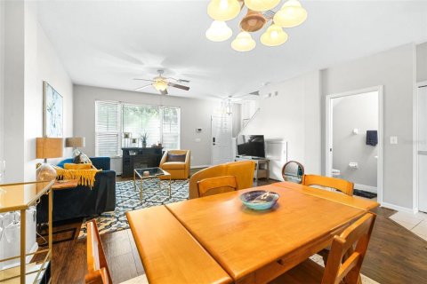 Townhouse in Valrico, Florida 2 bedrooms, 106.09 sq.m. № 1883348 - photo 21